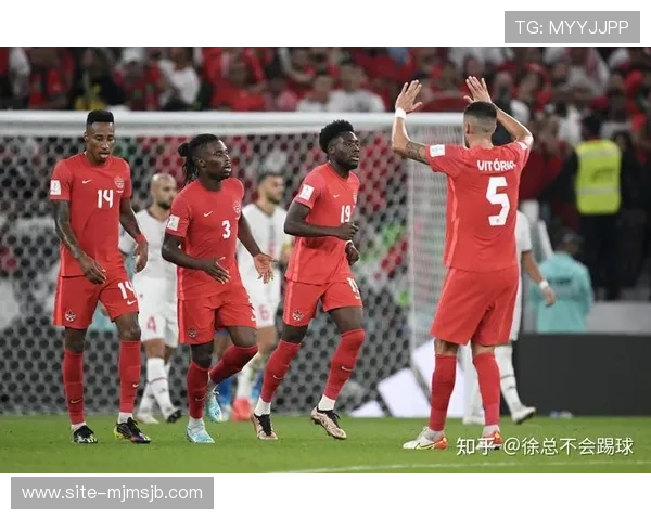 如何在世界杯小组赛中顺利出线的策略与技巧详解